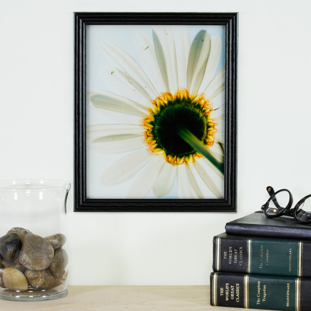 Wiltshire 200 .75", Ebony Picture Frame