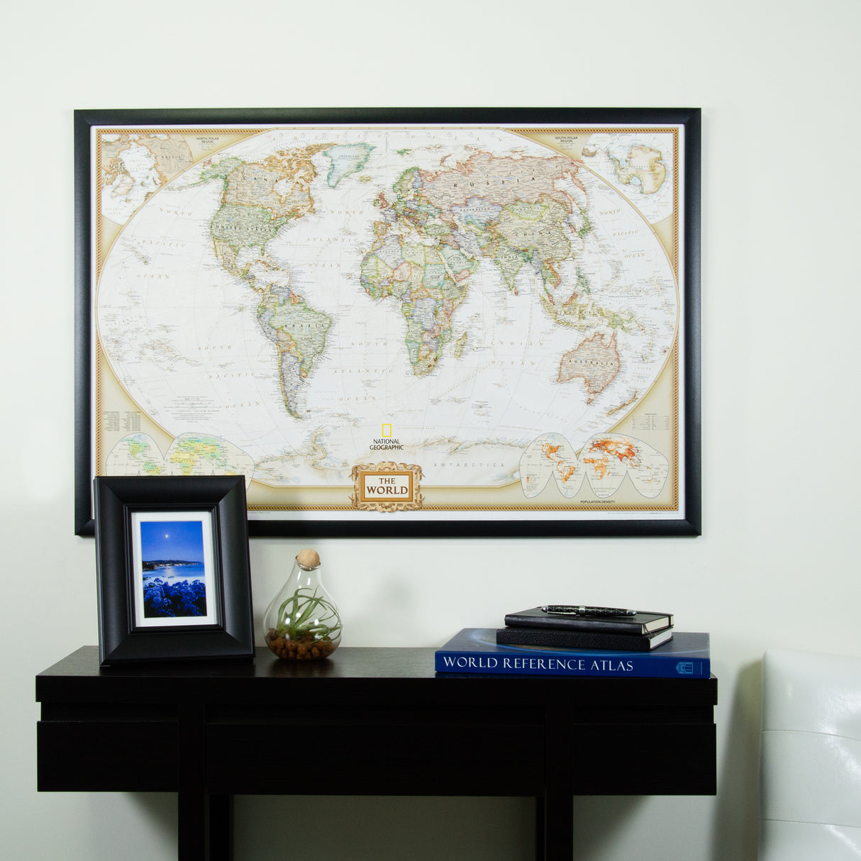 Executive World Push Pin Map – Contemporary Black
