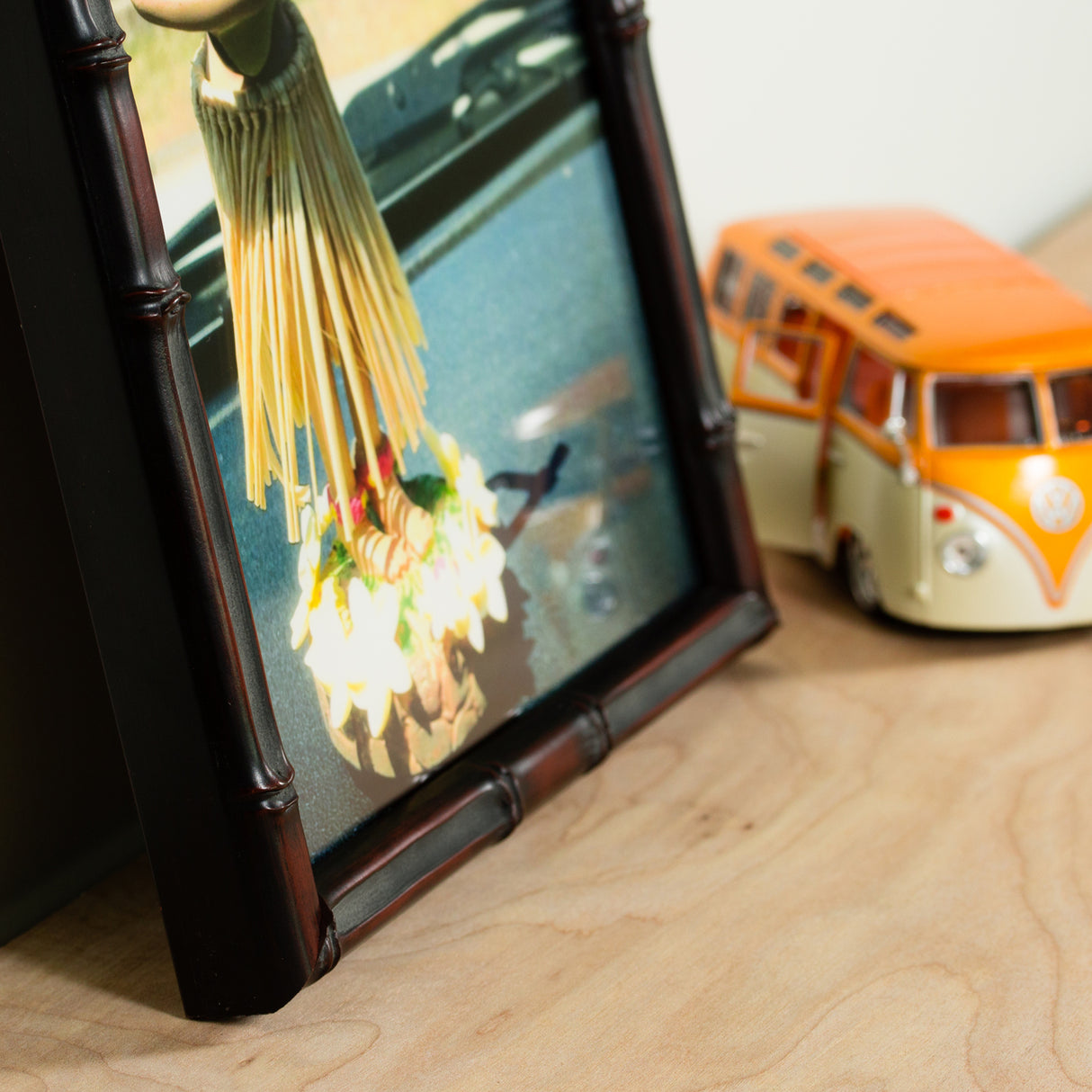 Vintage Bamboo .625", Brushed Mahogany Picture Frame