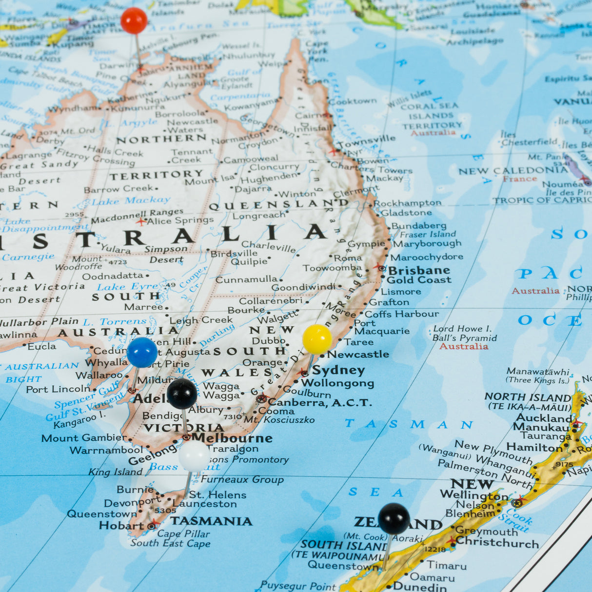 Classic World Push Pin Map – Contemporary Black