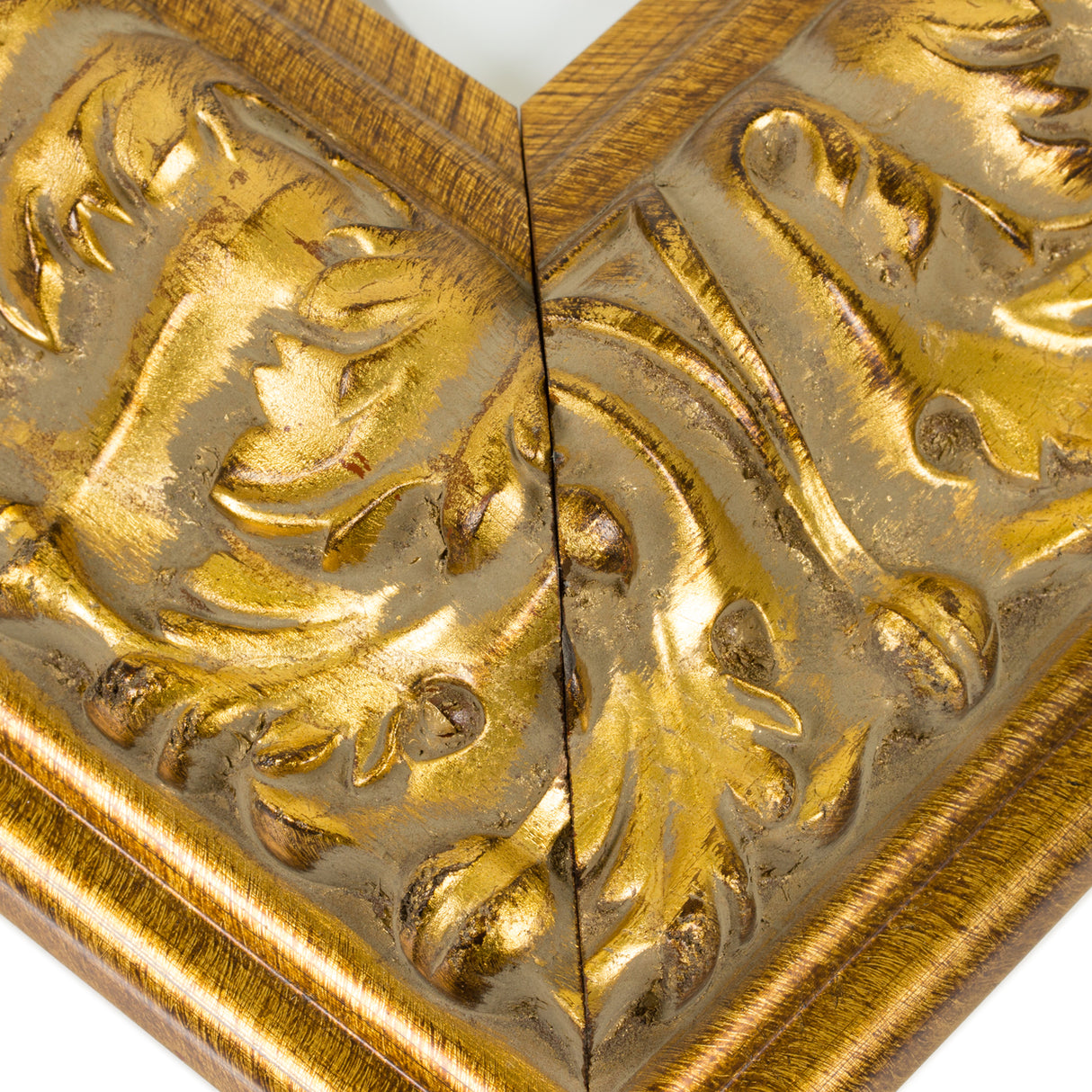 Barroco 3.125", Antique Gold Picture Frame